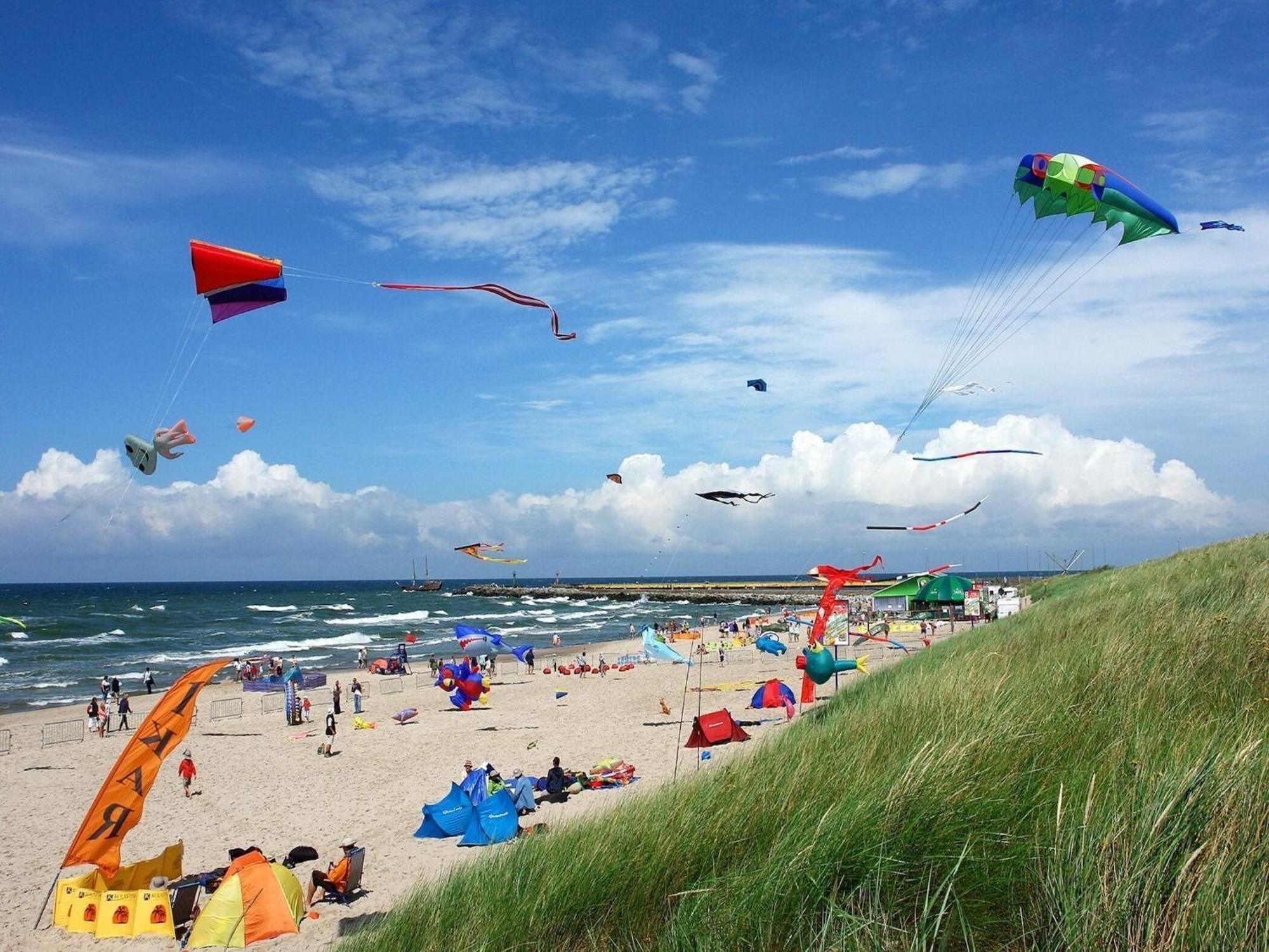 Holiday Homes Close To The Beach Сарбіново Екстер'єр фото